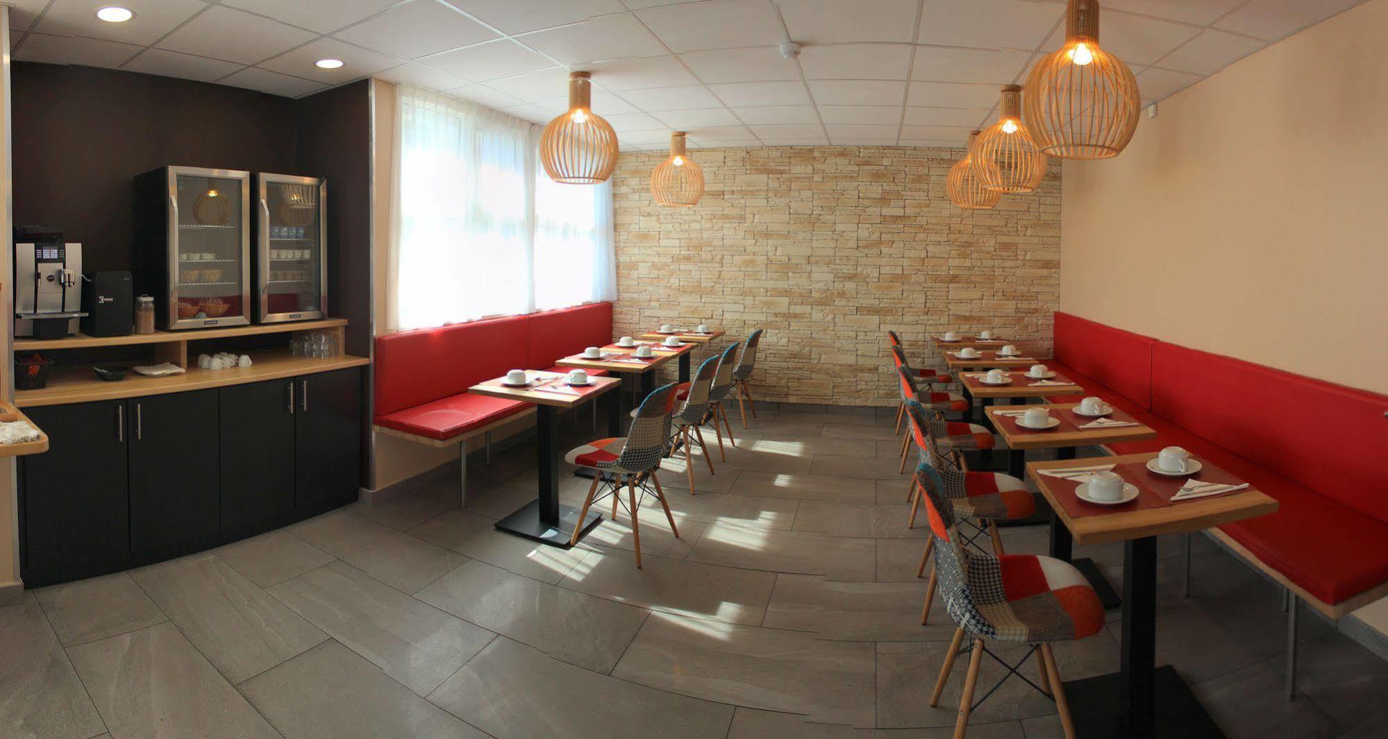 Wink Hotel Juvisy Juvisy-sur-Orge Exterior foto